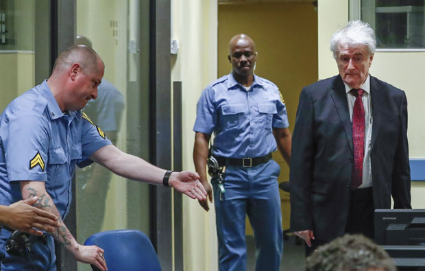 КАРАЏИЋ ЗА НОВОСТИ УОЧИ ПРЕСУДЕ: Ко ујутру прогута свој понос, можда нешто и вечера... 